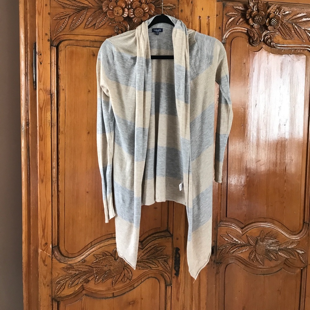 Splendid Gray/Cream Cowl Neck Sweater